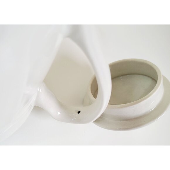 Vintage Spring Meadow Ceramic Teapot Floral Design Microwave & Dishwasher Safe - Picture 8 of 10